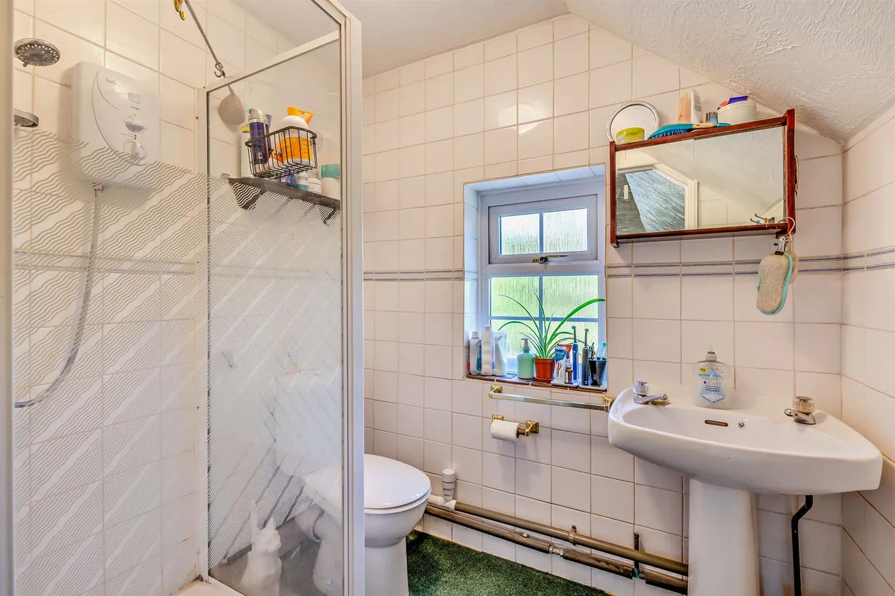 Ashford Road, Weavering, photo 22