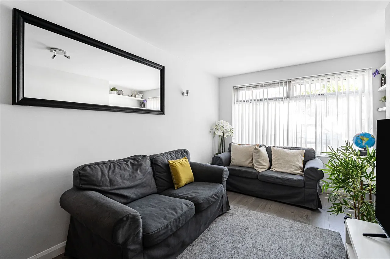 Curtis Road, Whitton, TW4, photo 8
