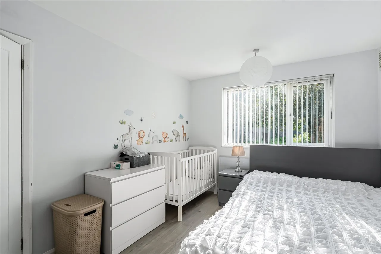 Curtis Road, Whitton, TW4, photo 12