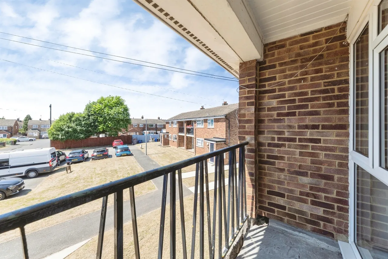 North Way, Deanshanger, MK19, photo 17