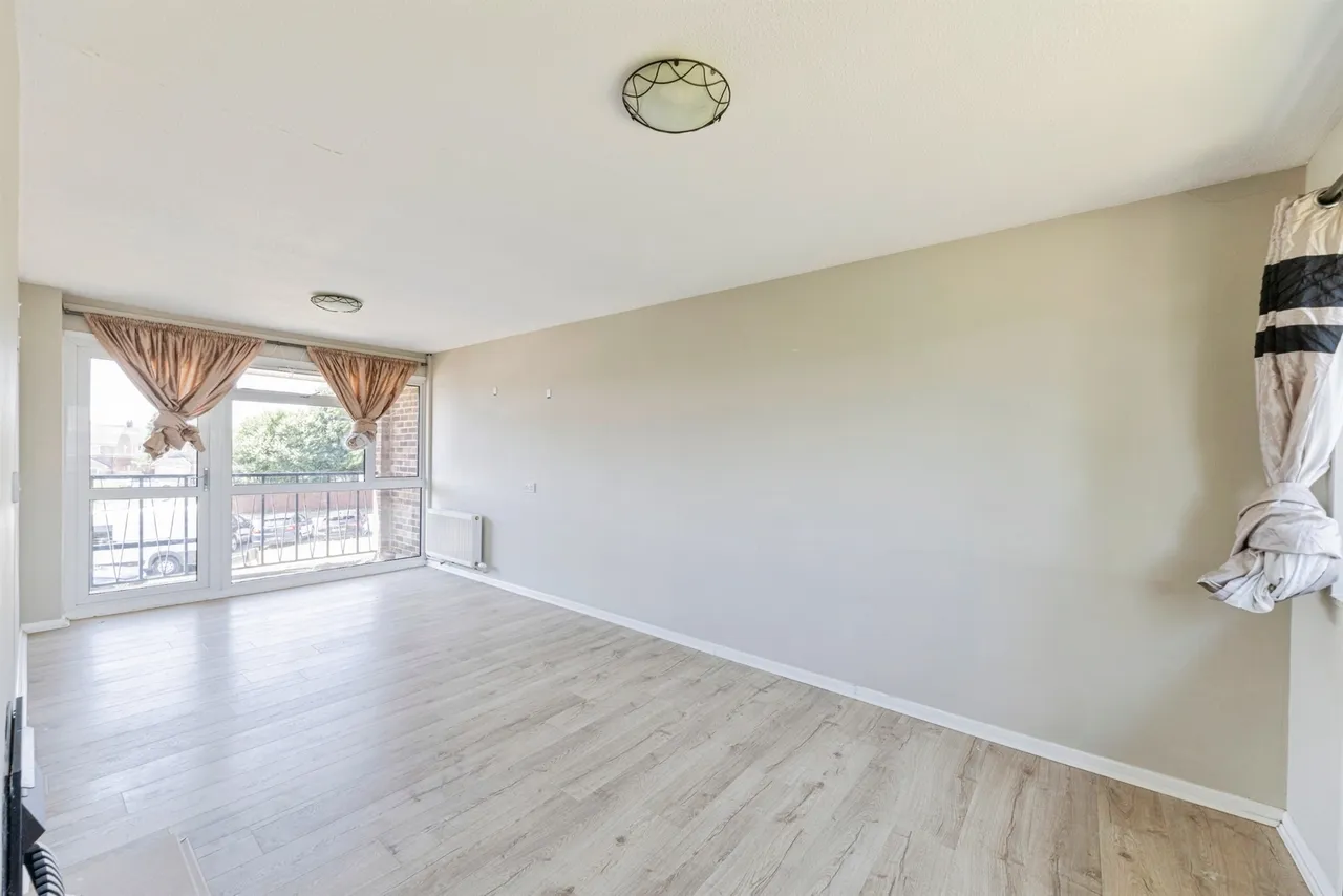 North Way, Deanshanger, MK19, photo 10