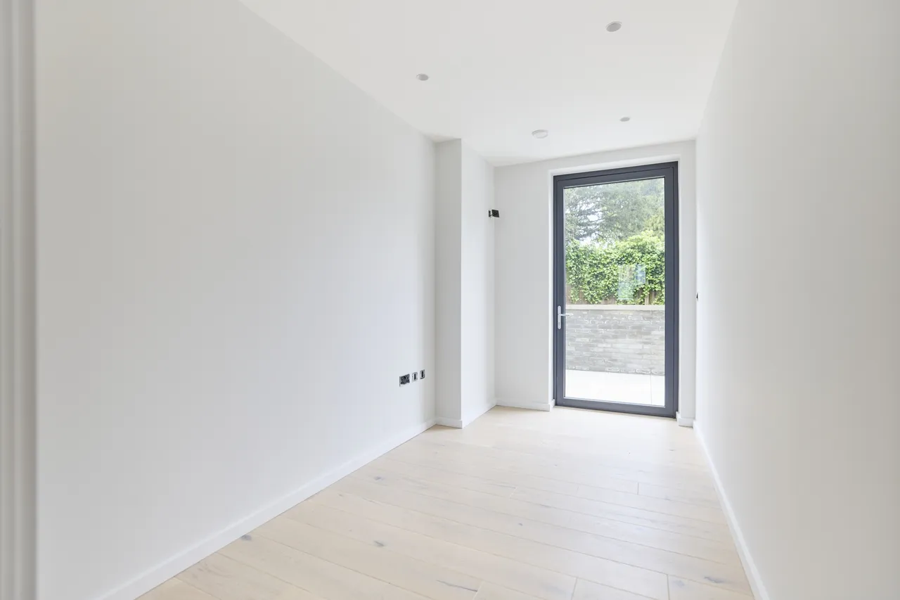 Coverdale Road, Willesden Green, NW2, photo 9