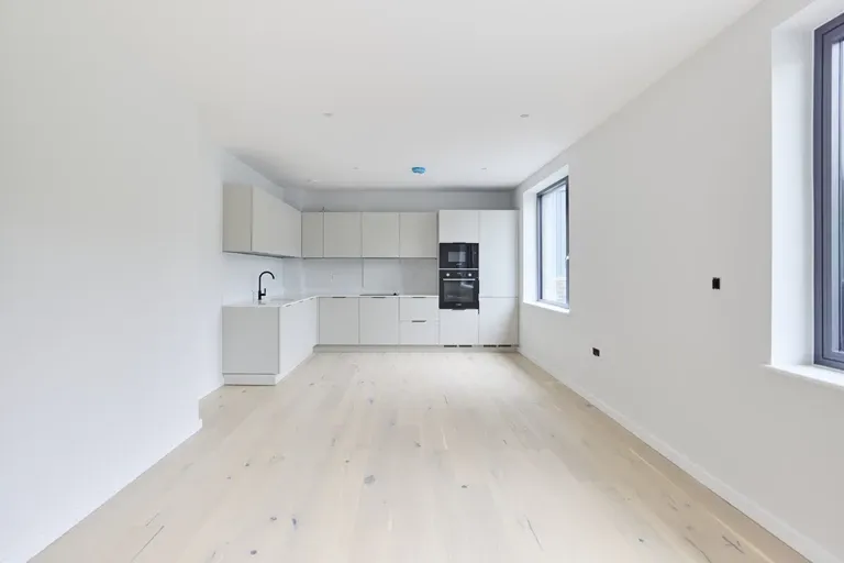 Coverdale Road, Willesden Green, NW2 4BE, photo 6