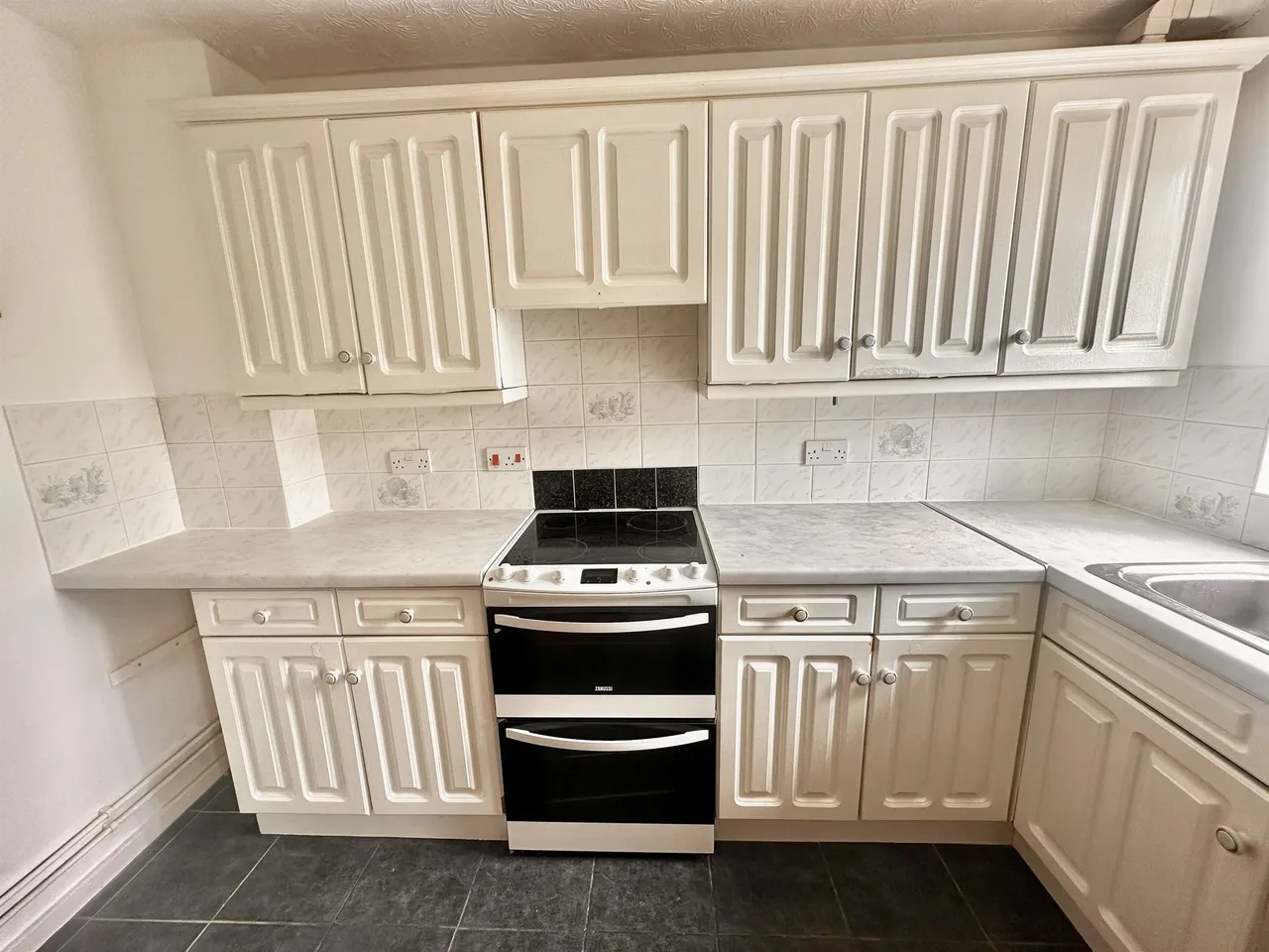 Sheffield Park Way, Eastbourne, BN23, photo 2