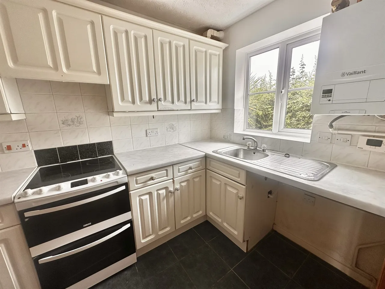 Sheffield Park Way, Eastbourne, BN23, photo 4