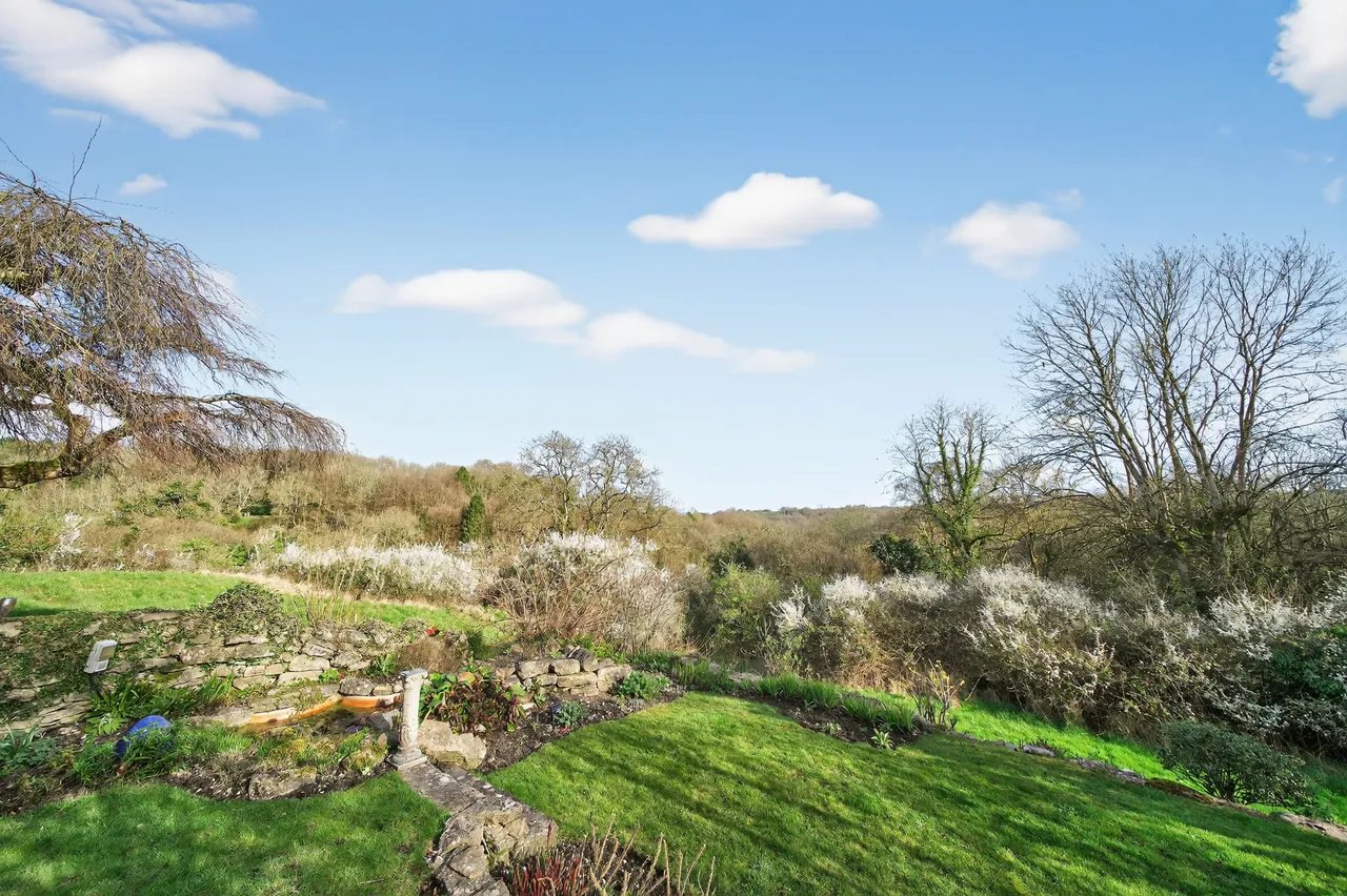 Old Neighbourhood, Chalford, GL6, photo 2