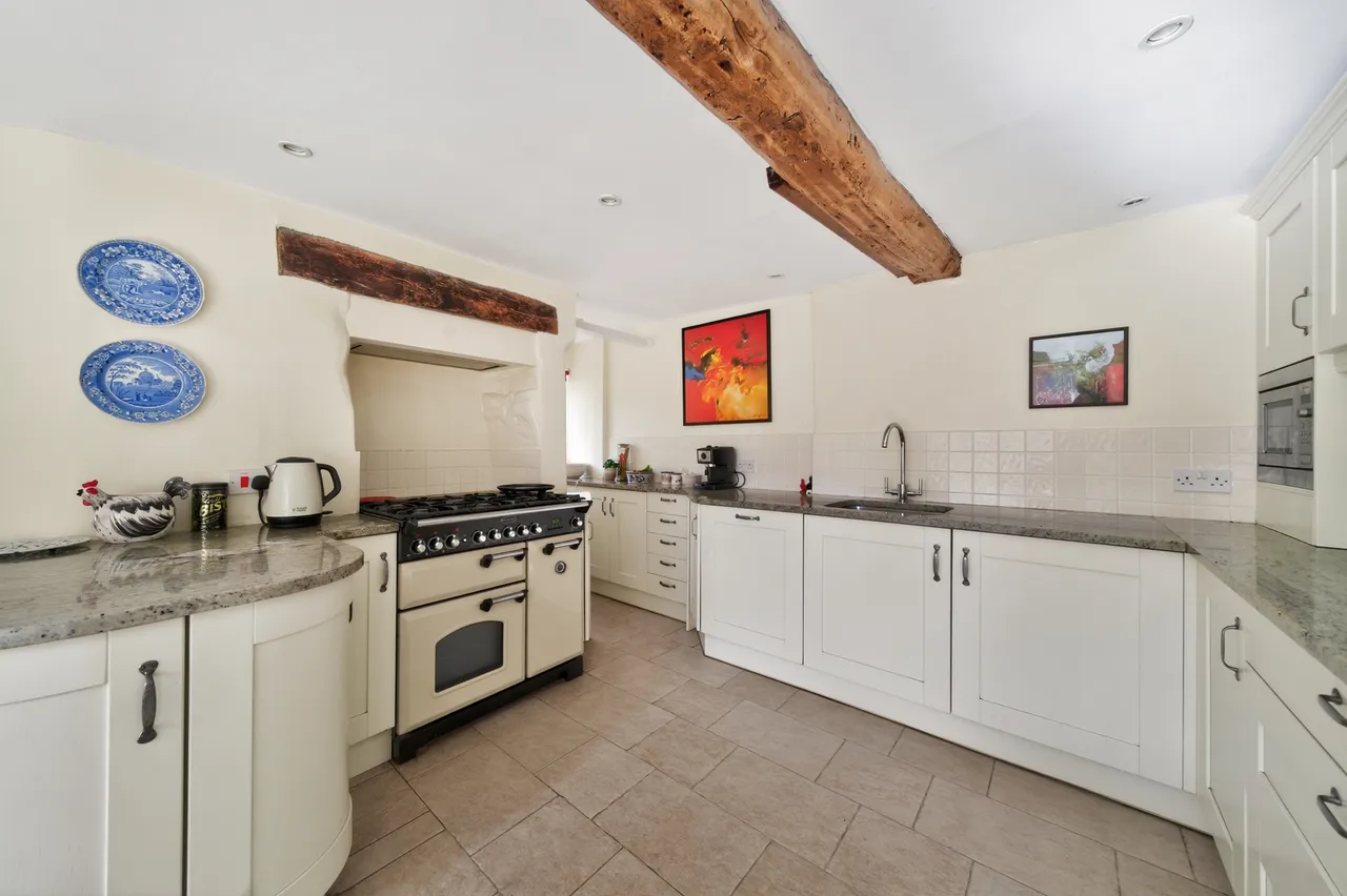 Old Neighbourhood, Chalford, GL6, photo 4