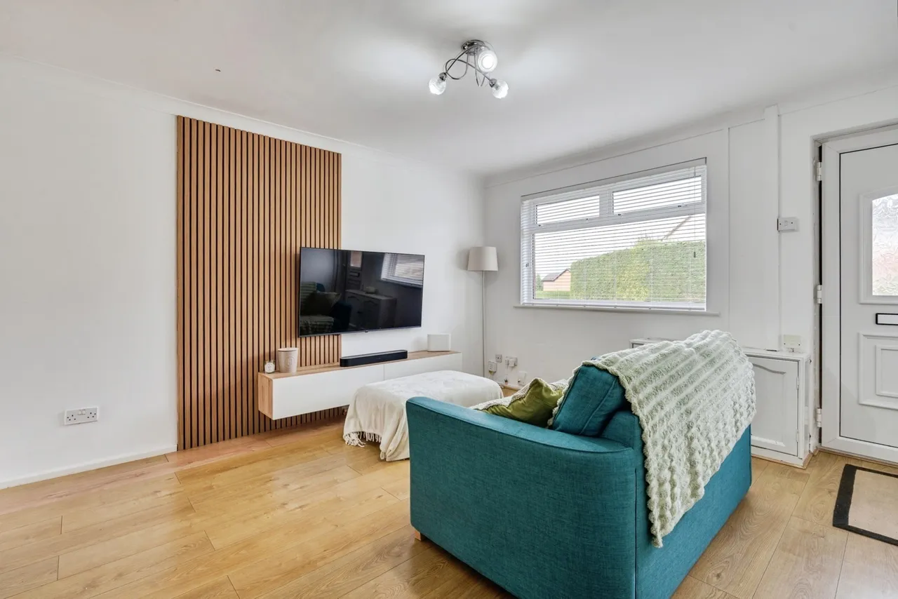 Westbury Close, Bolton, BL5, photo 2
