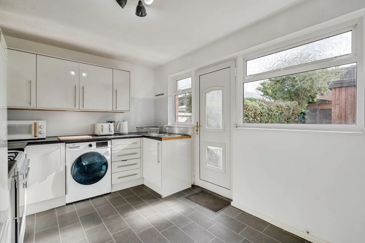 Westbury Close, Bolton, BL5, photo 6