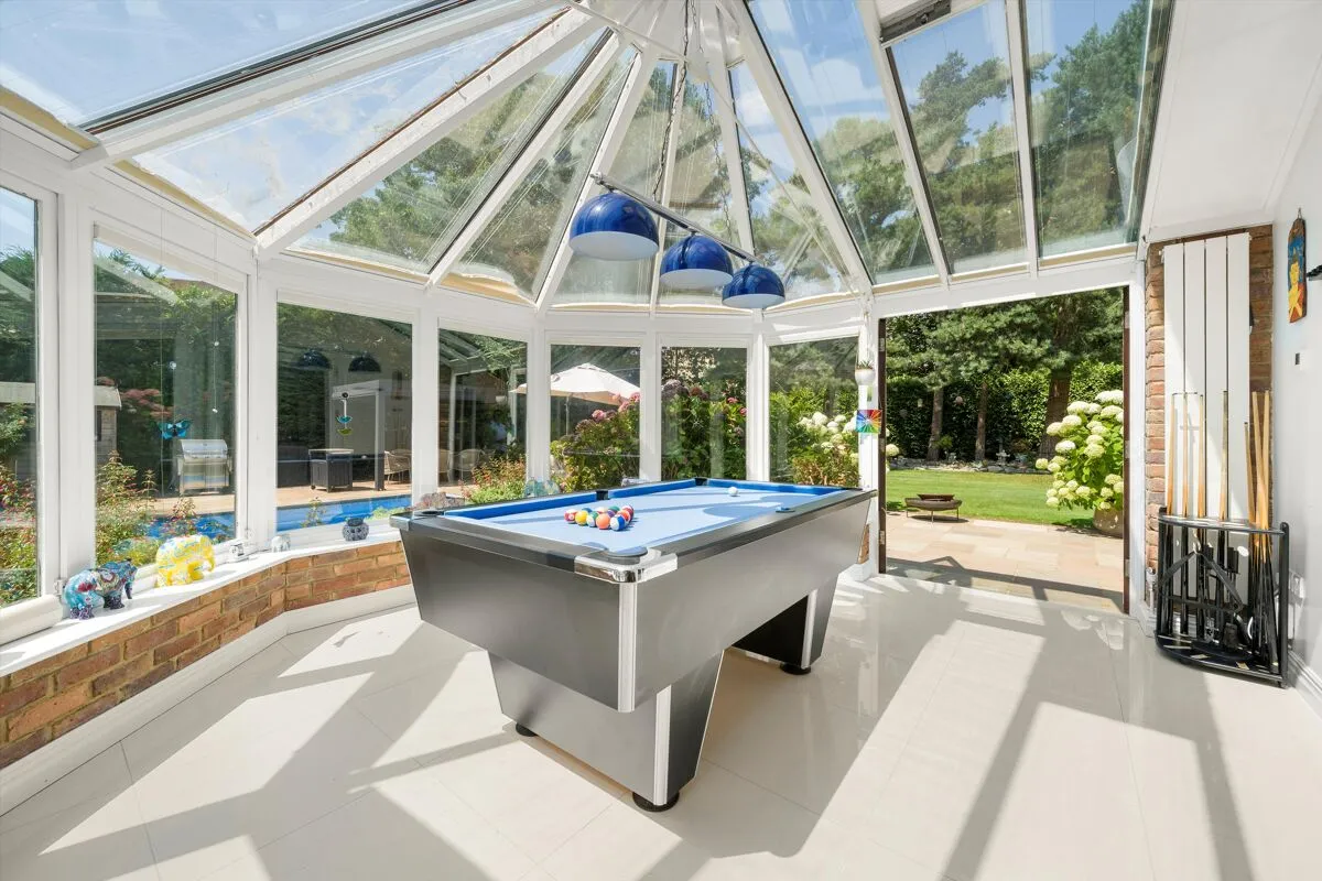 Queensgate, Cobham, KT11, photo 9