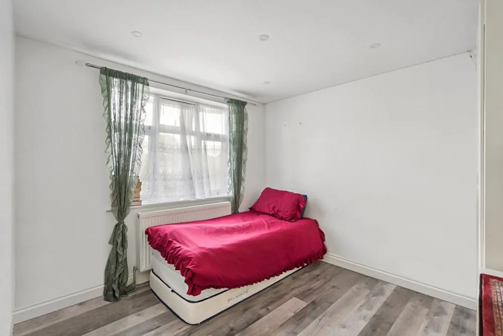 Westfield Gardens, Kenton, HA3, photo 16