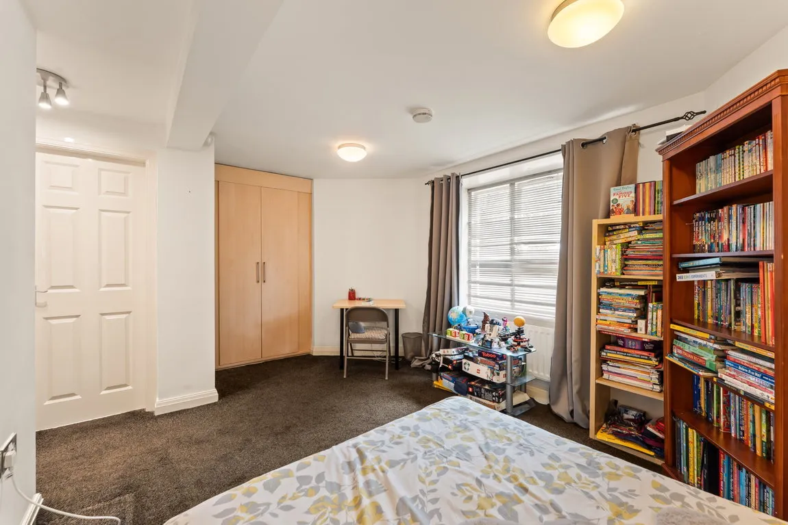 Washway Road, Sale, M33 4BP, photo 18