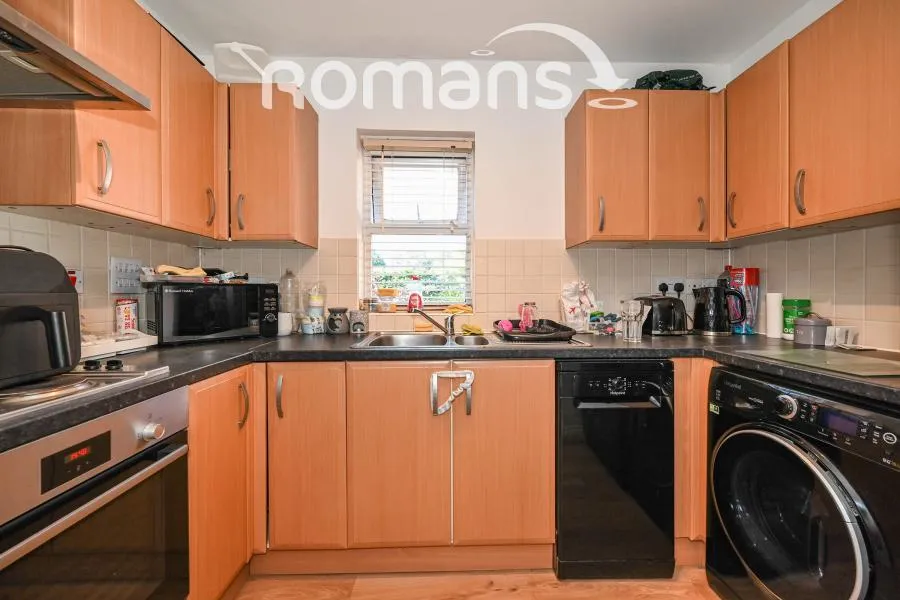 Talavera Close, Crowthorne, RG45, photo 5