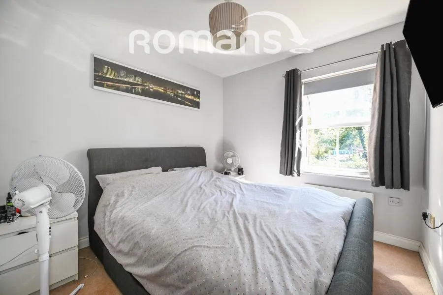Talavera Close, Crowthorne, RG45, photo 6
