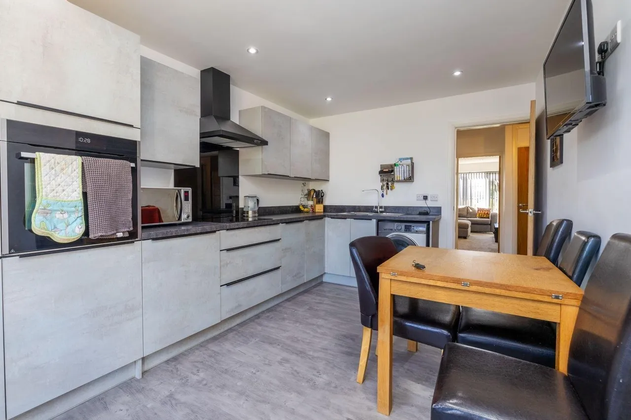 Chapel Lane, Navenby, LN5, photo 6