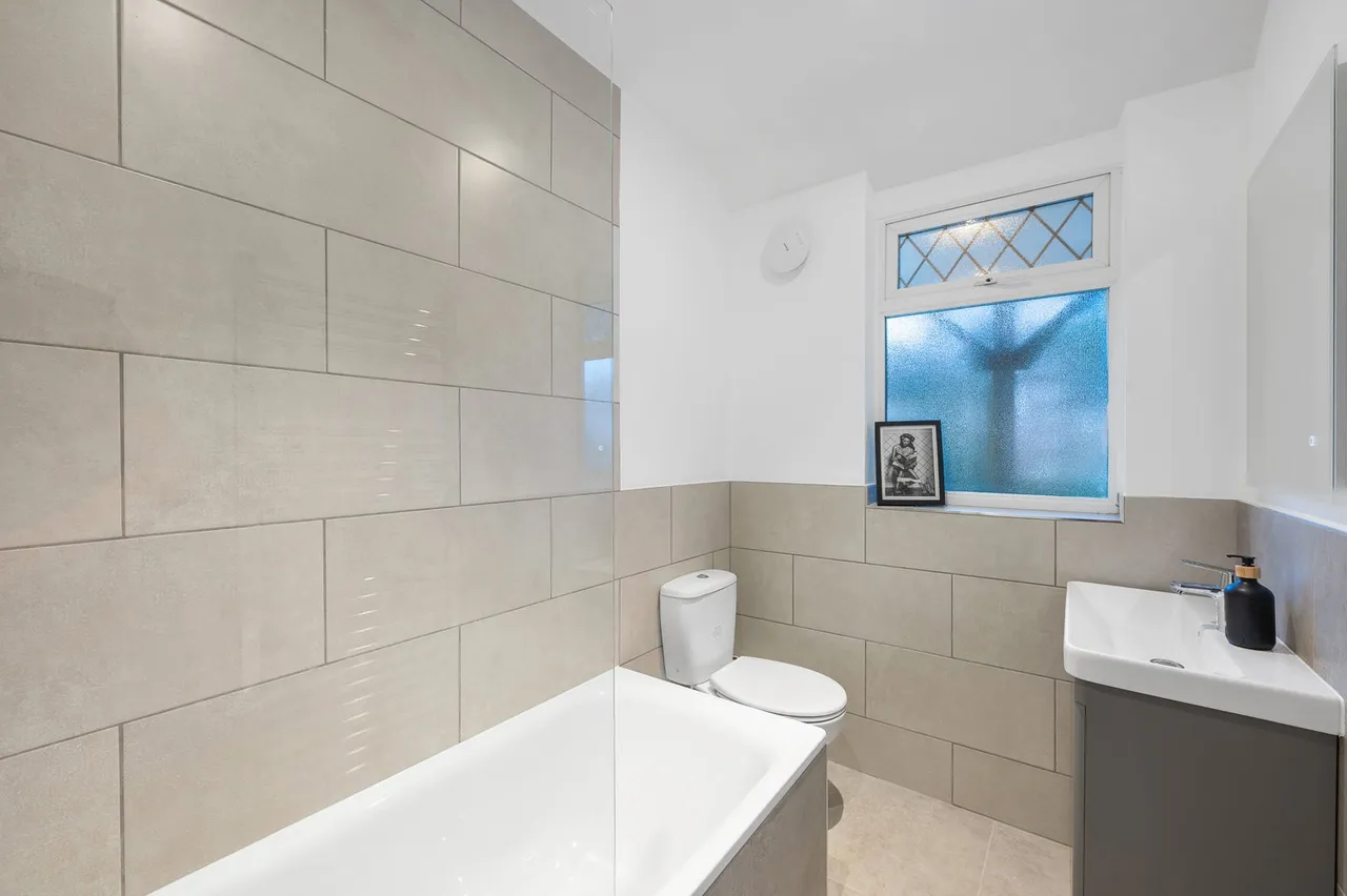 Rockhampton Road, Tulse Hill, SE27, photo 28