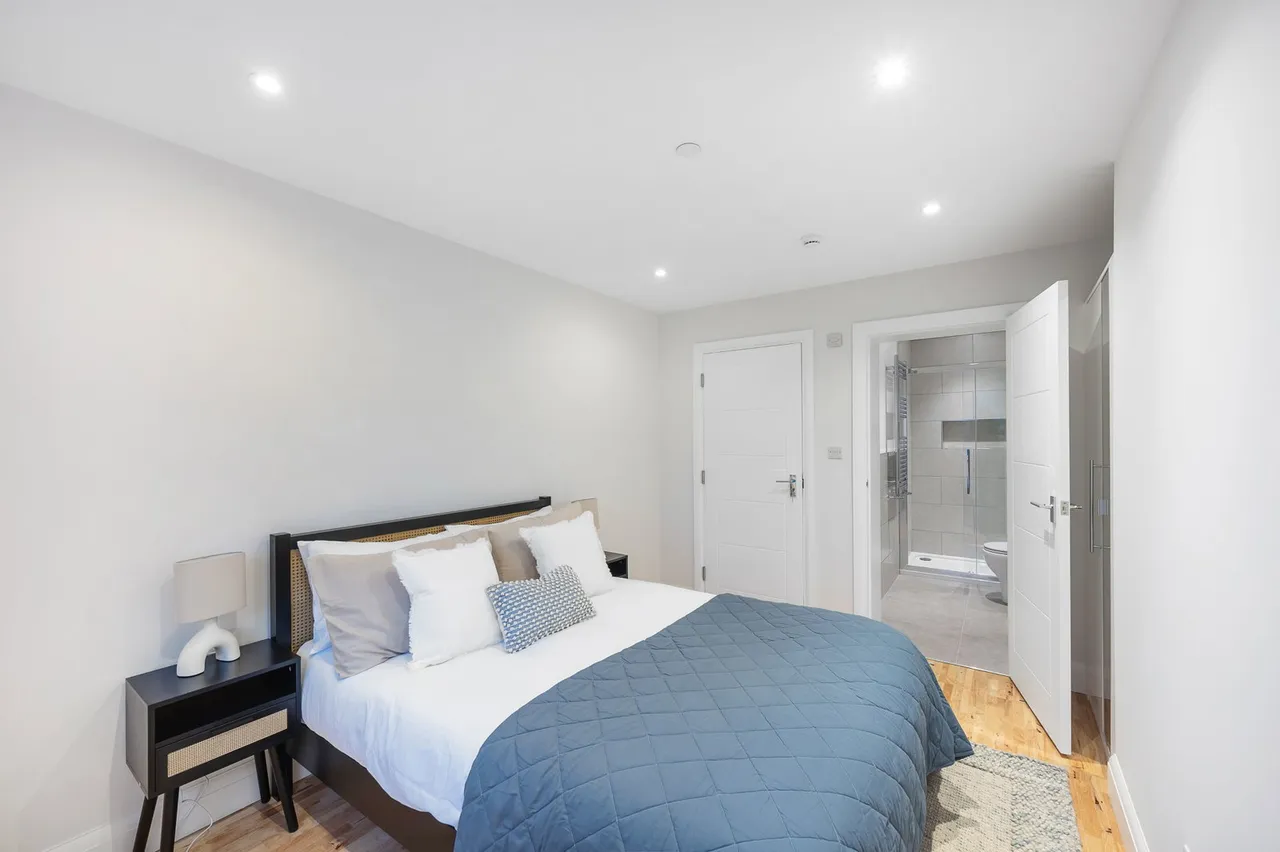 Rockhampton Road, Tulse Hill, SE27, photo 19