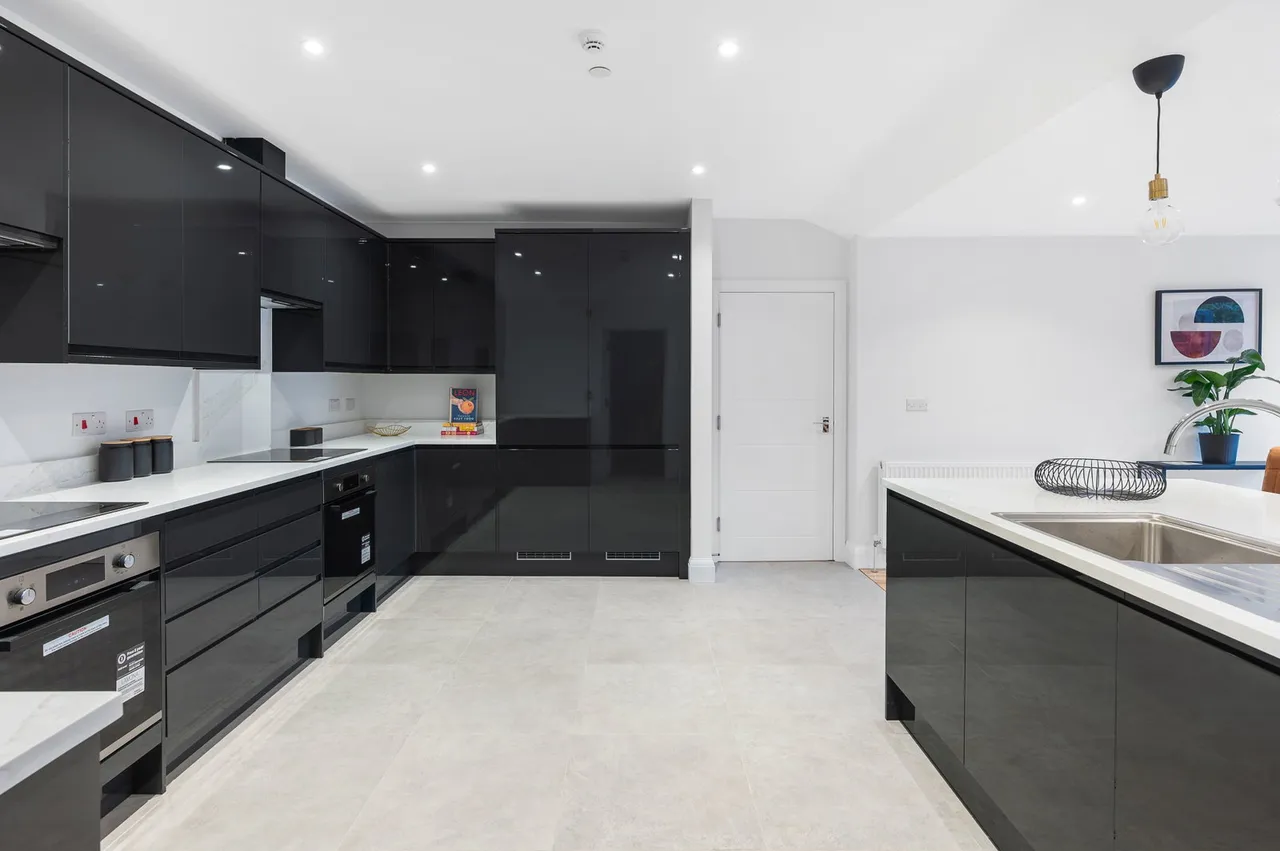 Rockhampton Road, Tulse Hill, SE27, photo 9