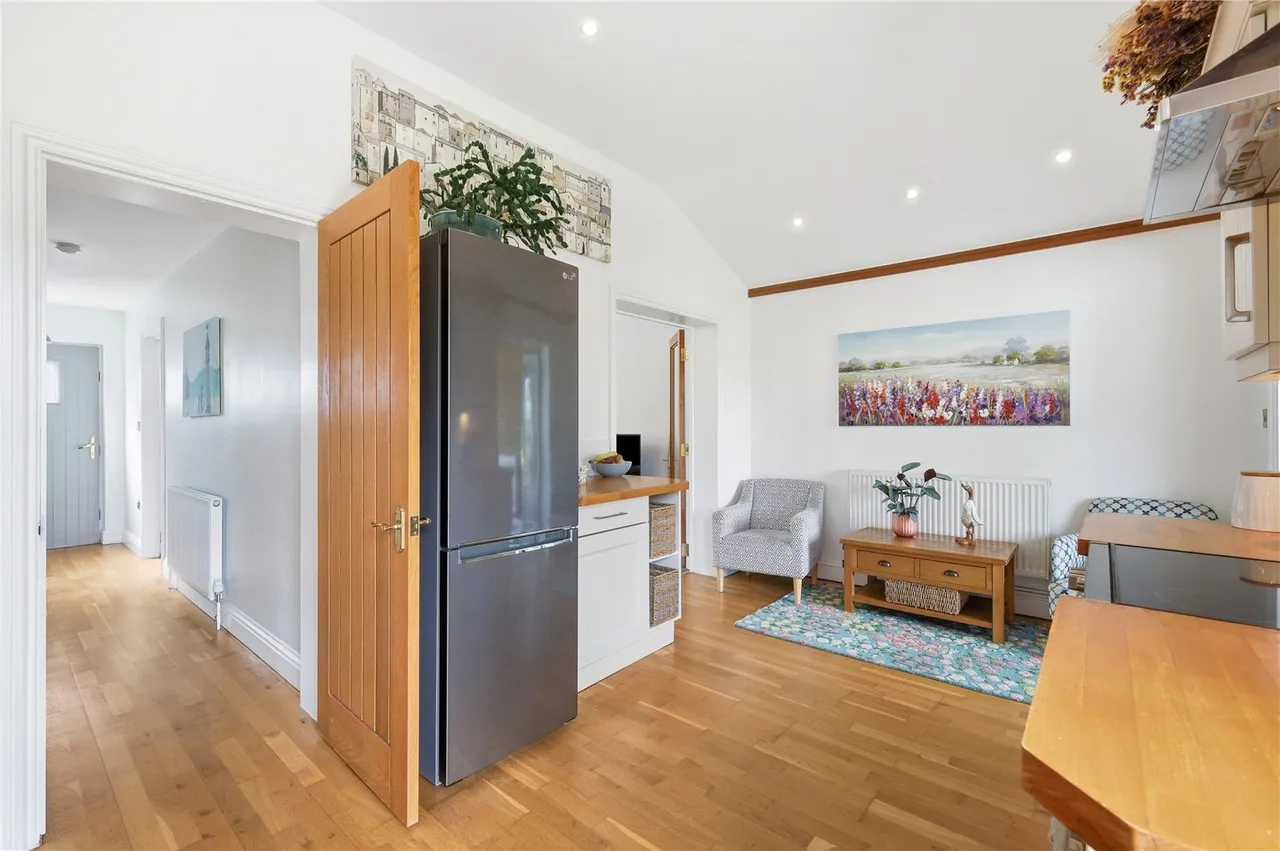 Warren Road, Southfleet, DA13, photo 24