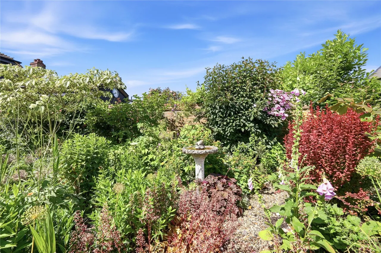 Warren Road, Southfleet, DA13, photo 4