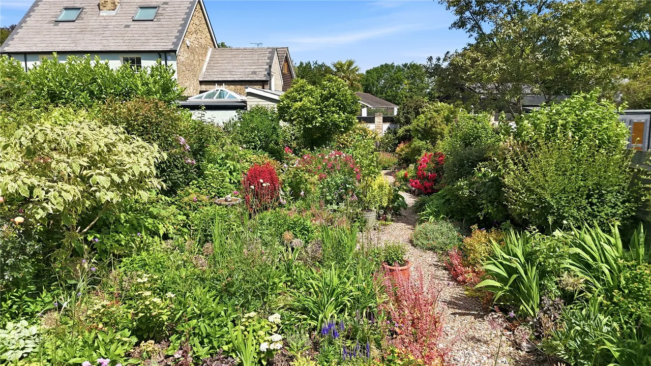 Warren Road, Southfleet, DA13, photo 38