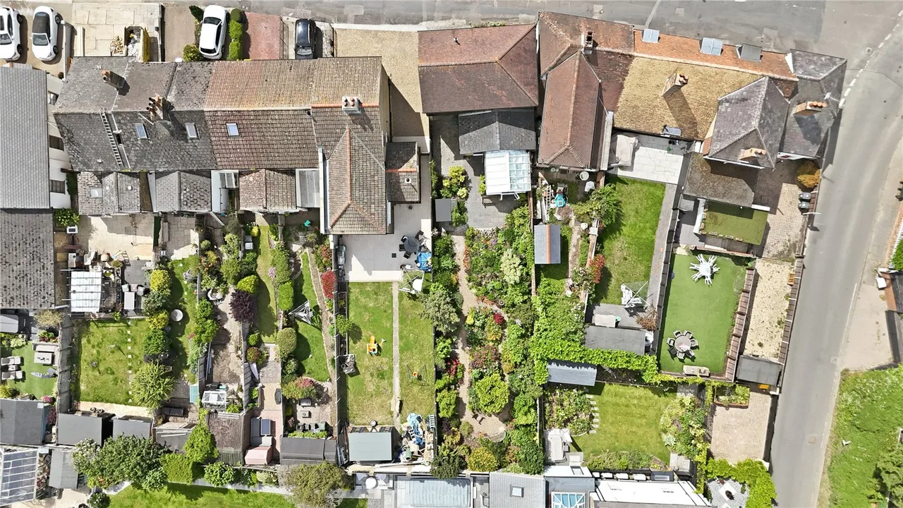 Warren Road, Southfleet, DA13, photo 37