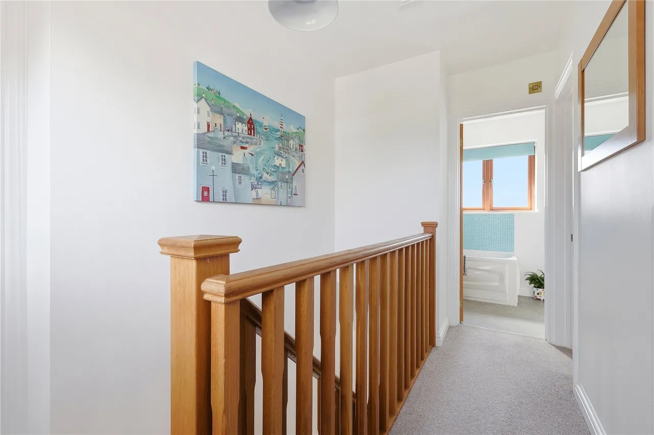 Warren Road, Southfleet, DA13, photo 20