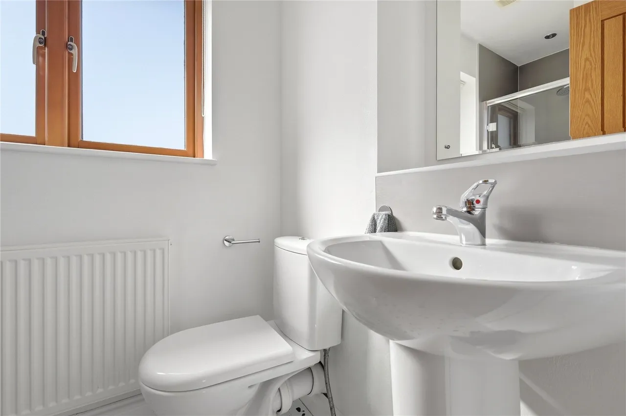 Warren Road, Southfleet, DA13, photo 14