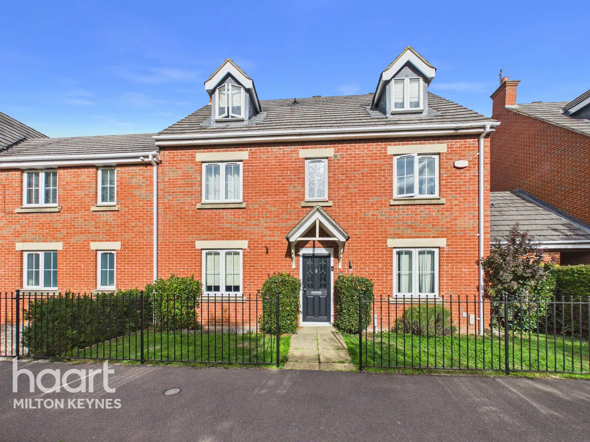 Newport Road, Woburn Sands, MK17, photo 2