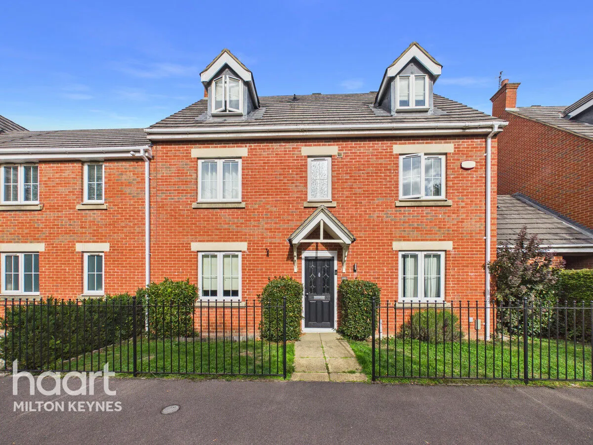 Newport Road, Woburn Sands, MK17, photo 3
