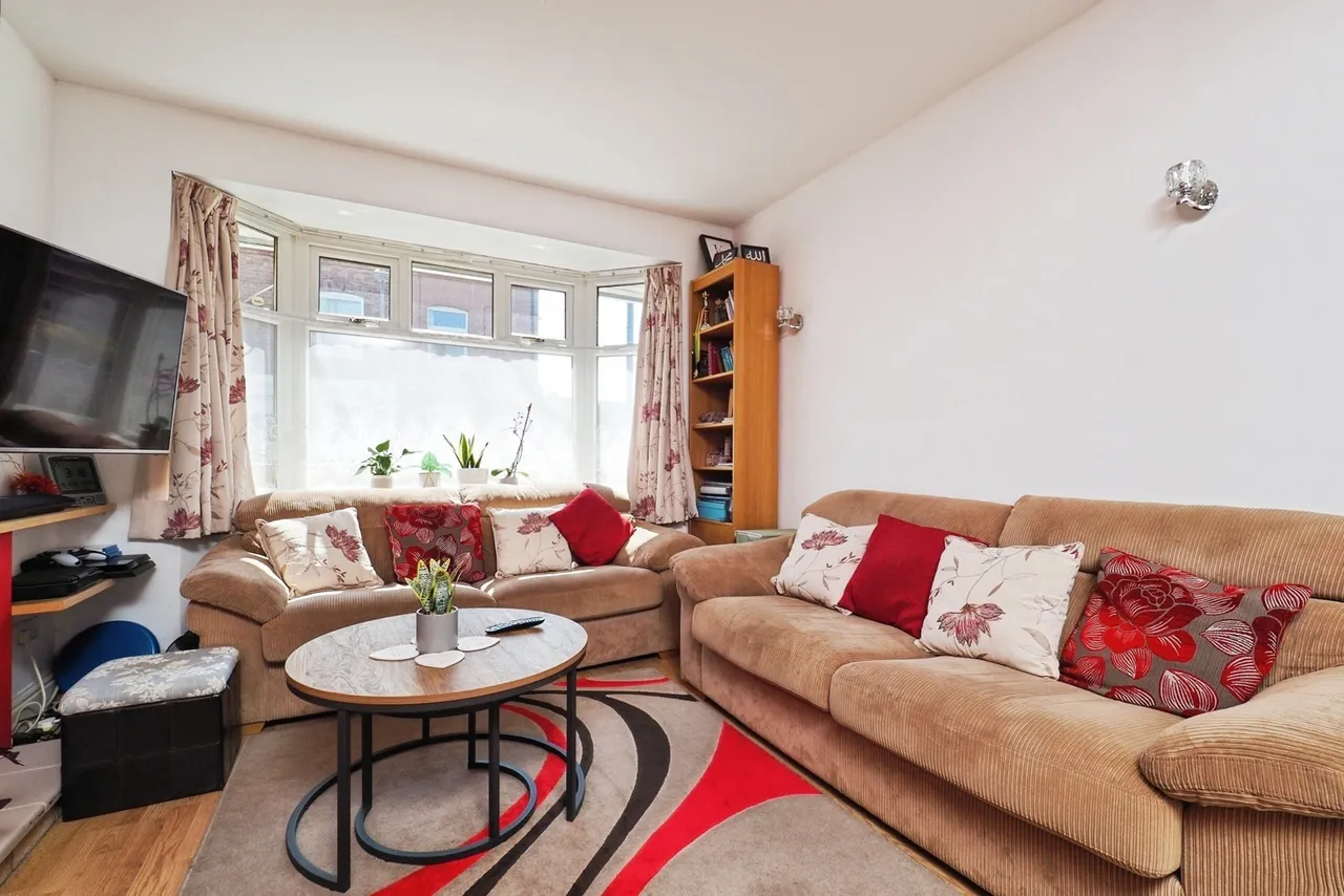 Dagmar Grove, Beeston, Nottingham, NG9, photo 3