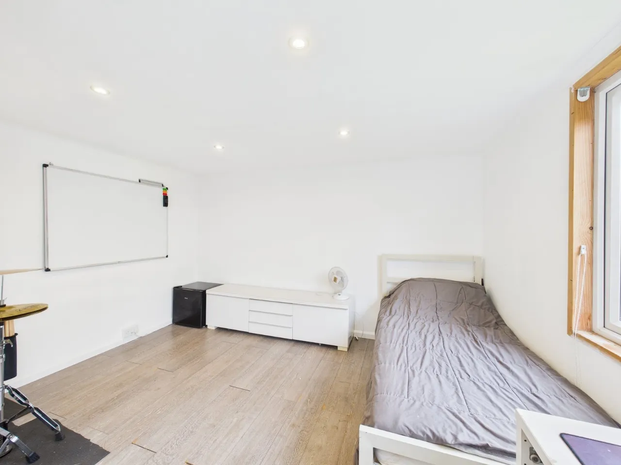 Ashview Gardens, Ashford, TW15, photo 10