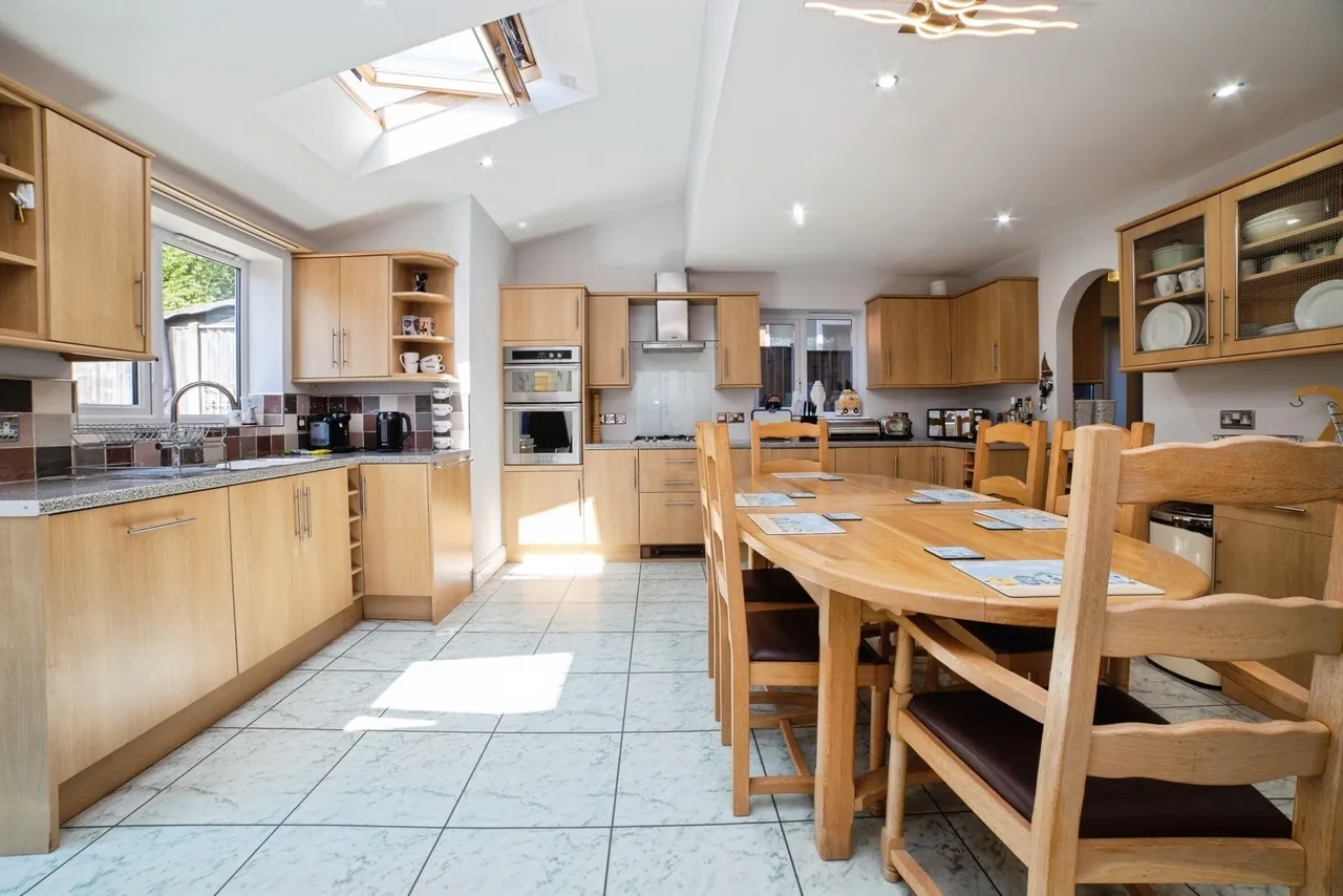 Lindhurst Lane, Mansfield, Nottinghamshire, NG18, photo 16