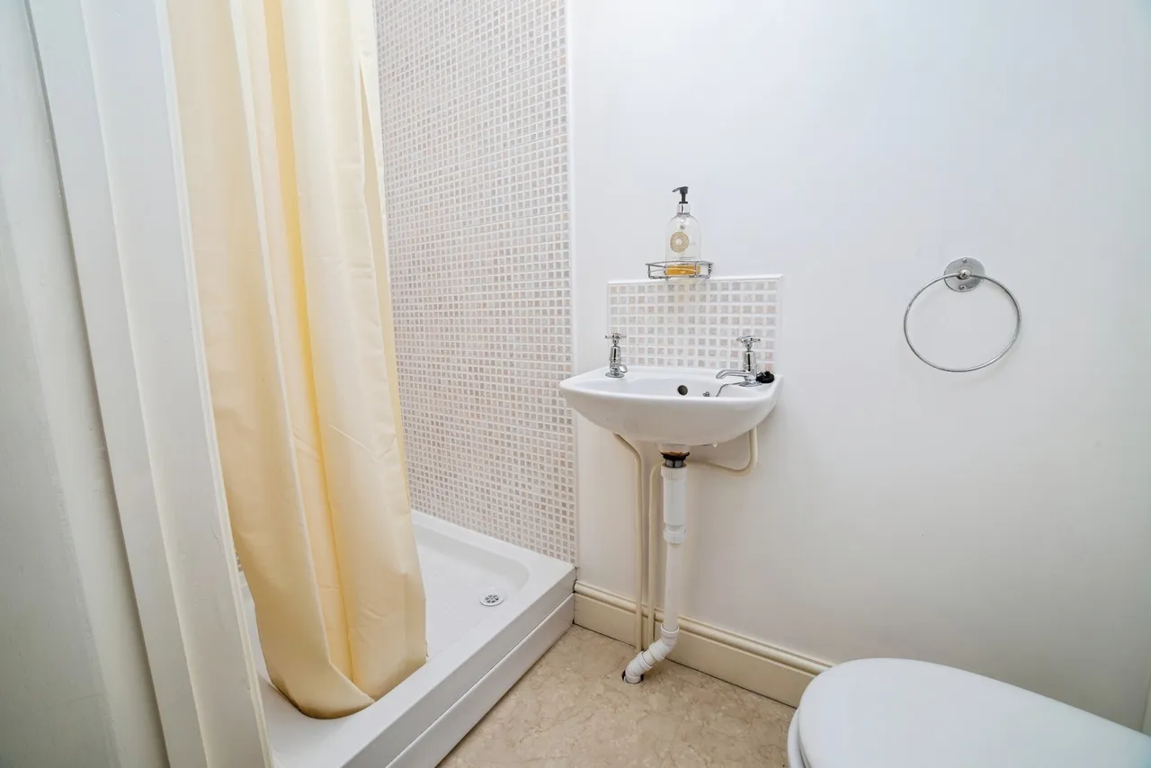 Lindhurst Lane, Mansfield, Nottinghamshire, NG18, photo 34