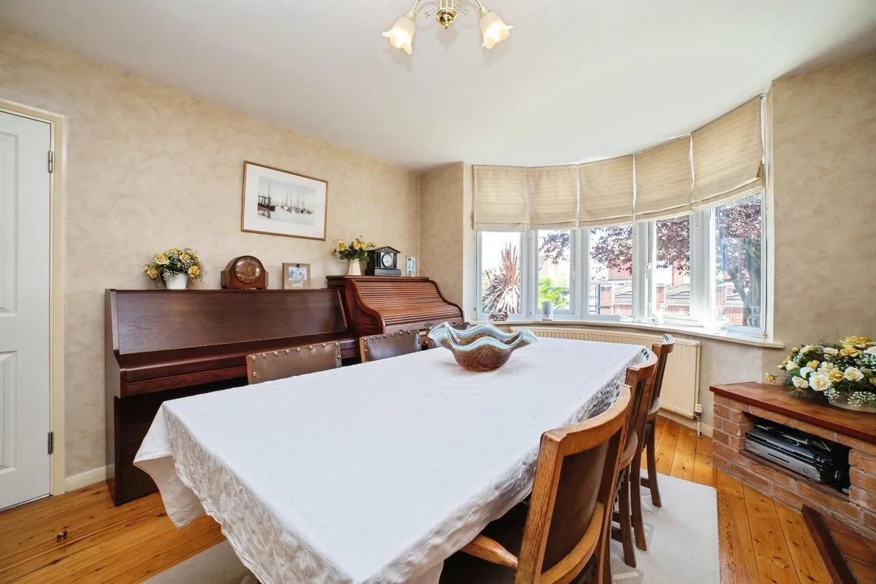 Lindhurst Lane, Mansfield, Nottinghamshire, NG18, photo 13