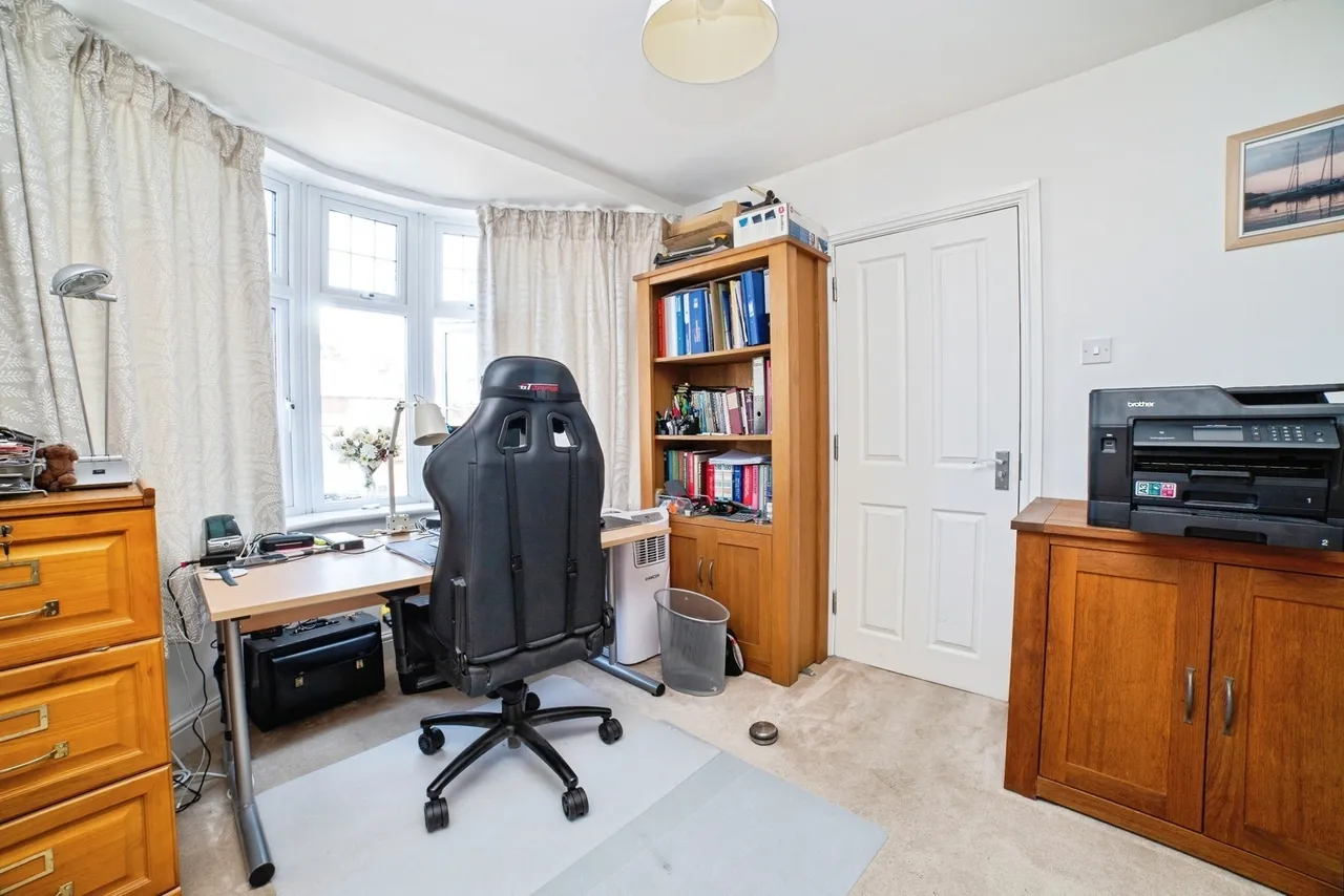 Lindhurst Lane, Mansfield, Nottinghamshire, NG18, photo 15