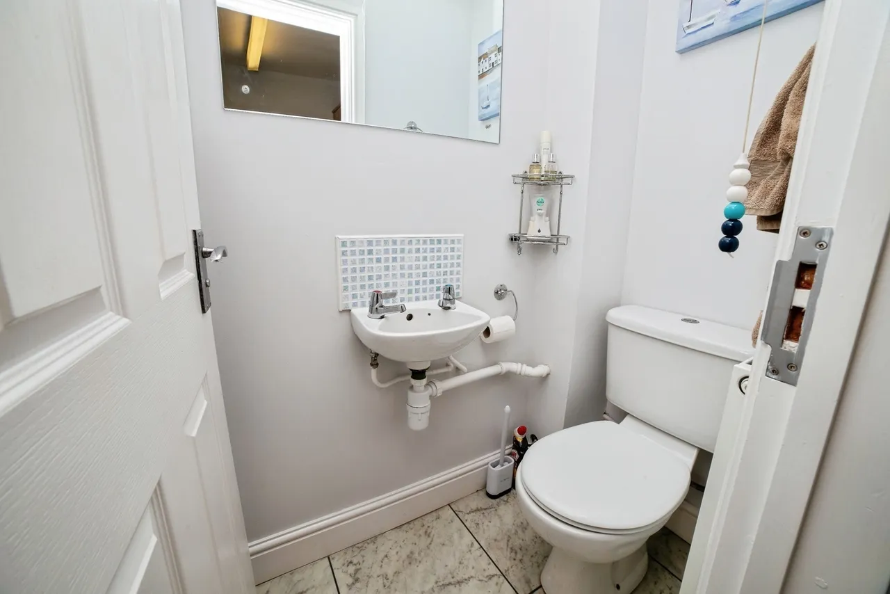 Lindhurst Lane, Mansfield, Nottinghamshire, NG18, photo 19