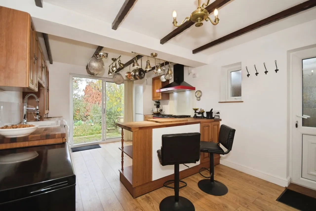 Queen Victoria Road, New Tupton, Chesterfield, Derbyshire, S42, photo 6