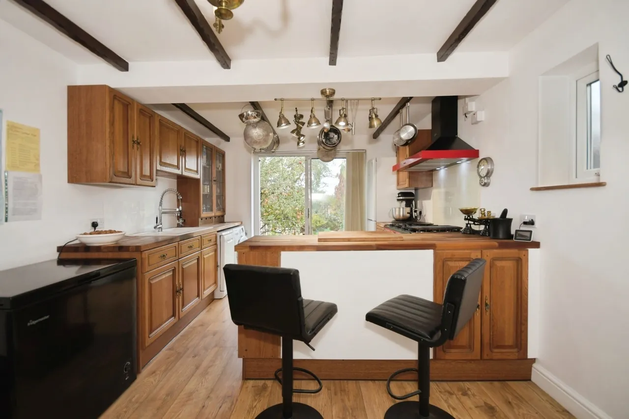 Queen Victoria Road, New Tupton, Chesterfield, Derbyshire, S42, photo 9