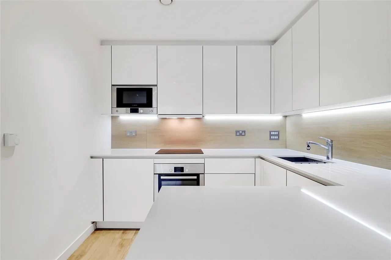 Woodberry Grove, London, N4, photo 4