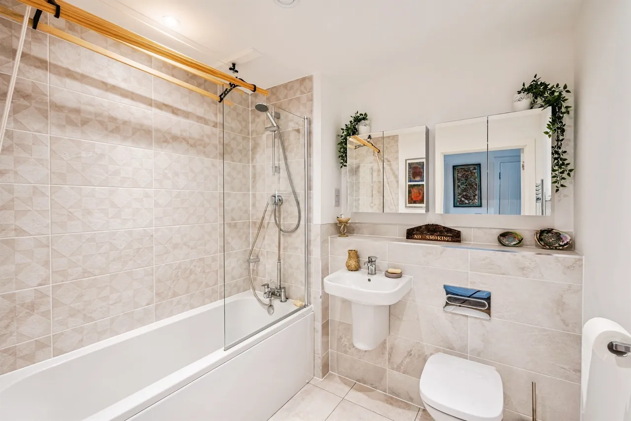 Newlands Place, Seaford, BN25, photo 17