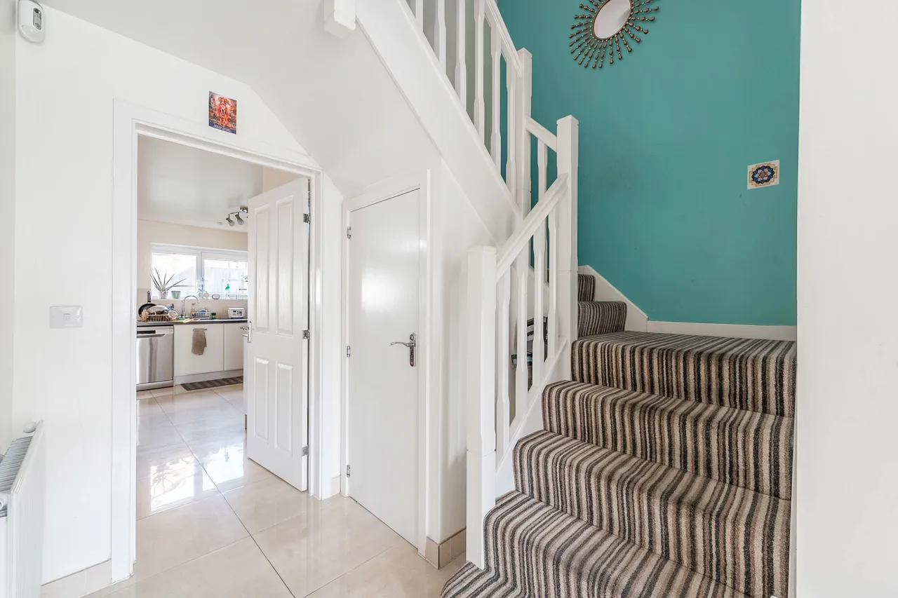 12 Lange Road, HARROW, photo 6