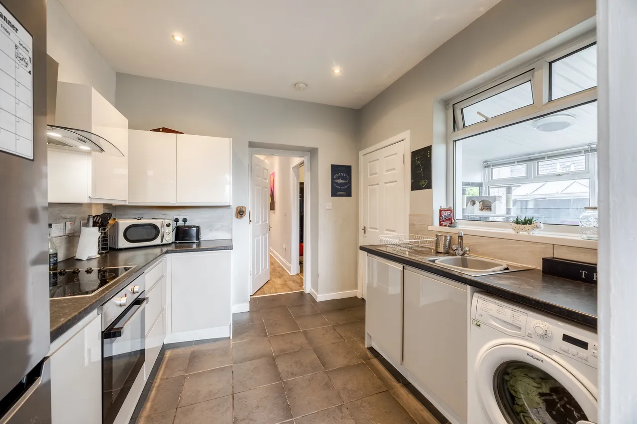 Main Street, Shotts, ML7, photo 6