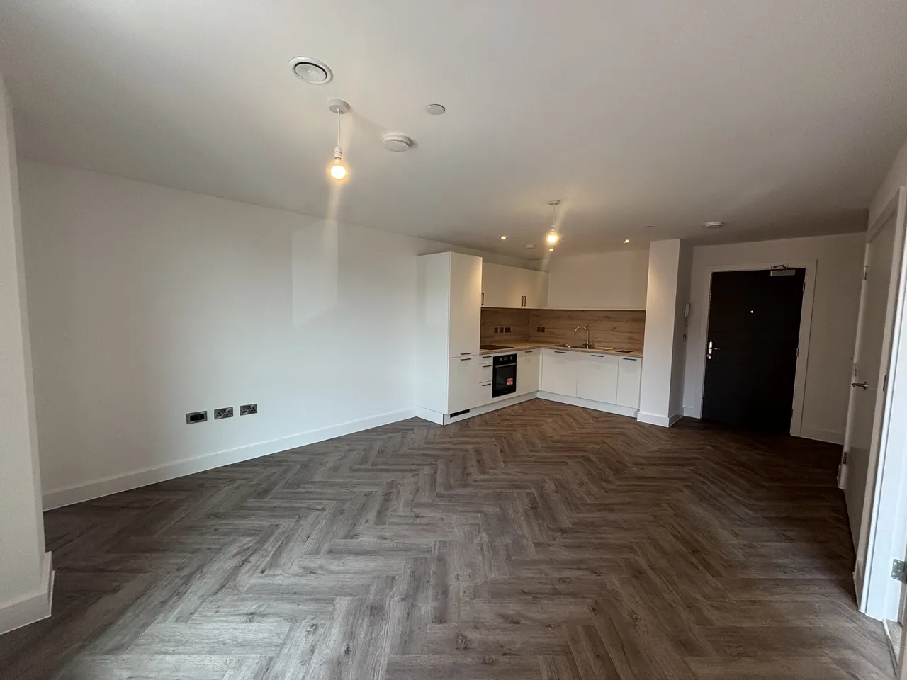 Lombe House, DE1, photo 2