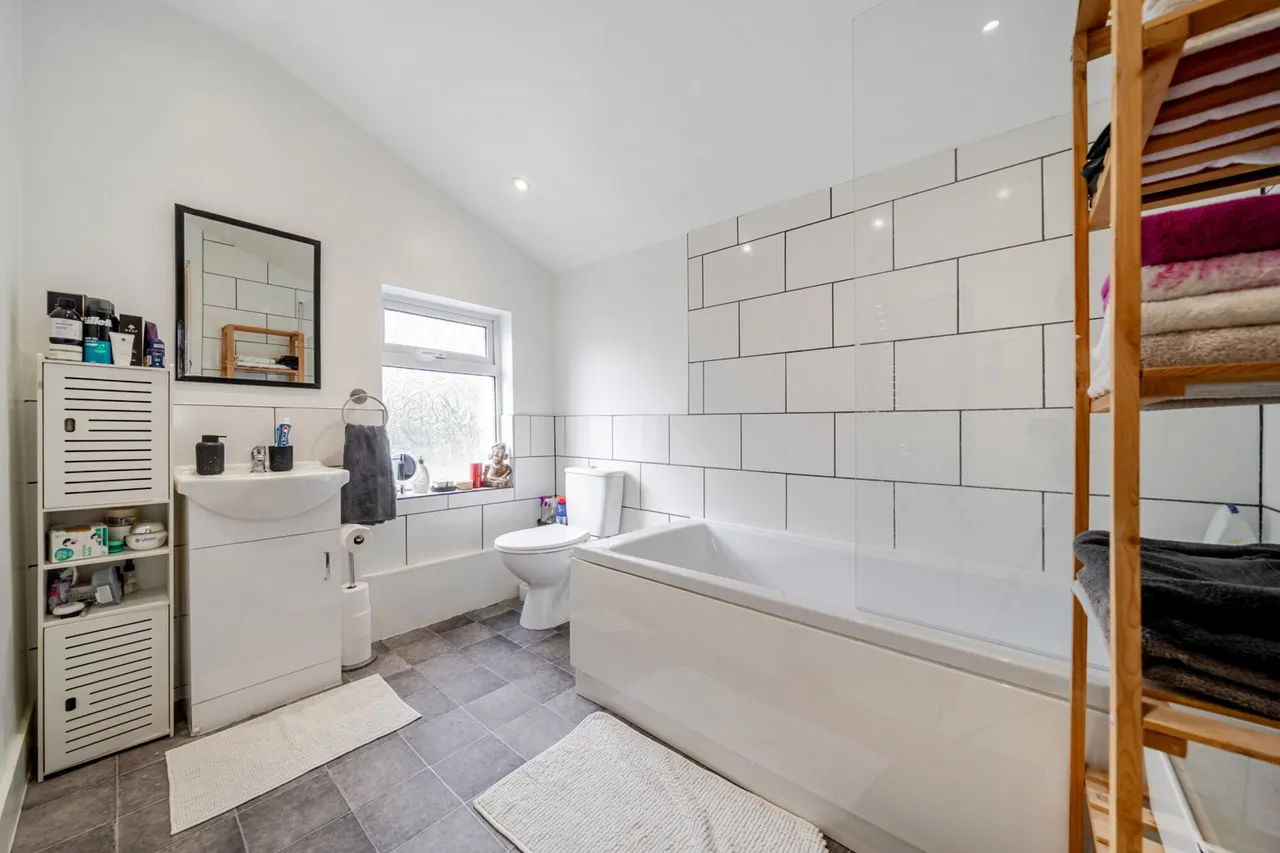 Kirkham Street, SE18, photo 6