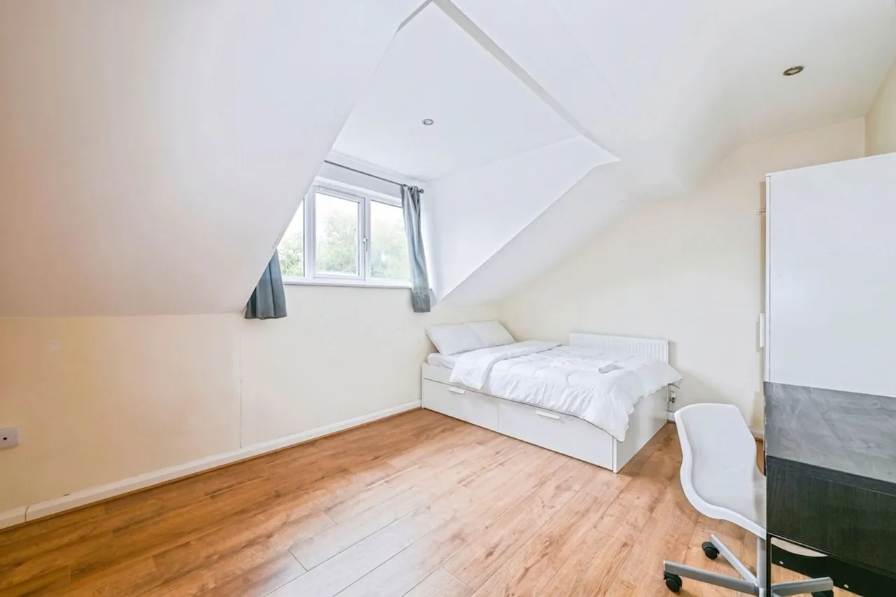 Lace Street, Nottingham, NG7, photo 13