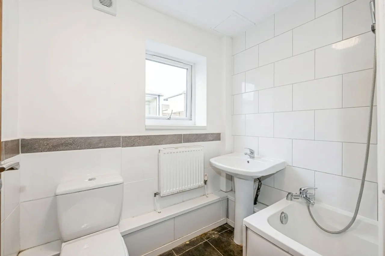 Lace Street, Nottingham, NG7, photo 12