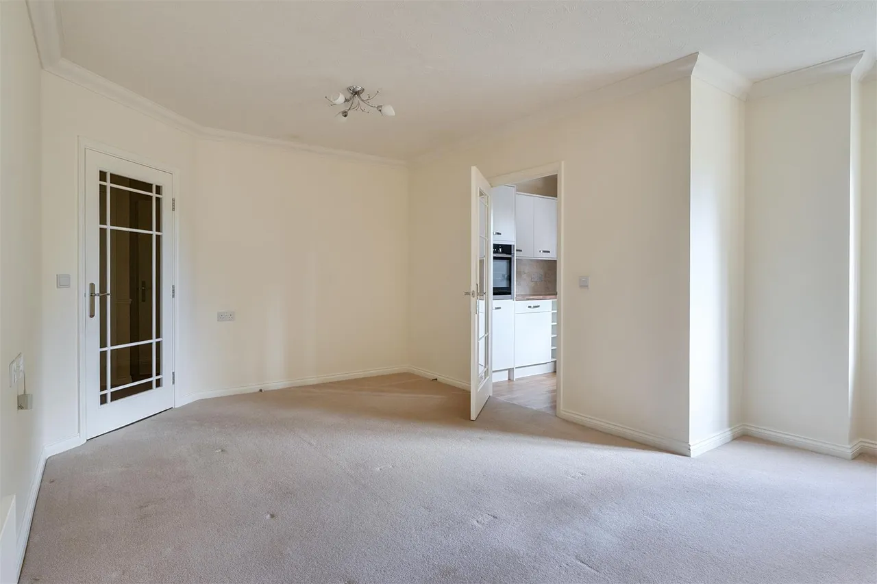 St. Peters Road, Portishead, BS20, photo 4