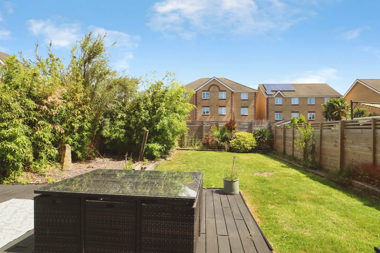 4 bed house for sale — Cwrt Edward, Barry