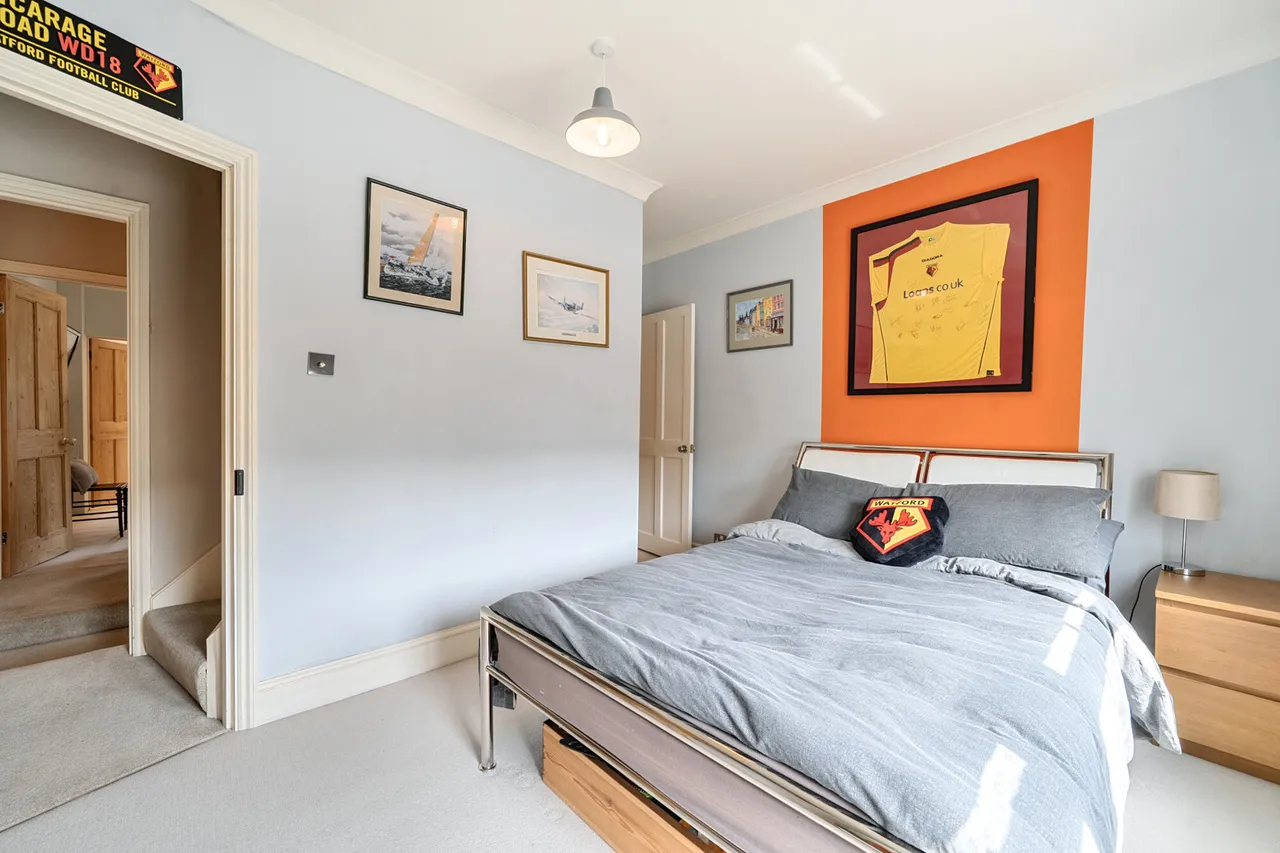 High Street, Northwood, HA6, photo 14